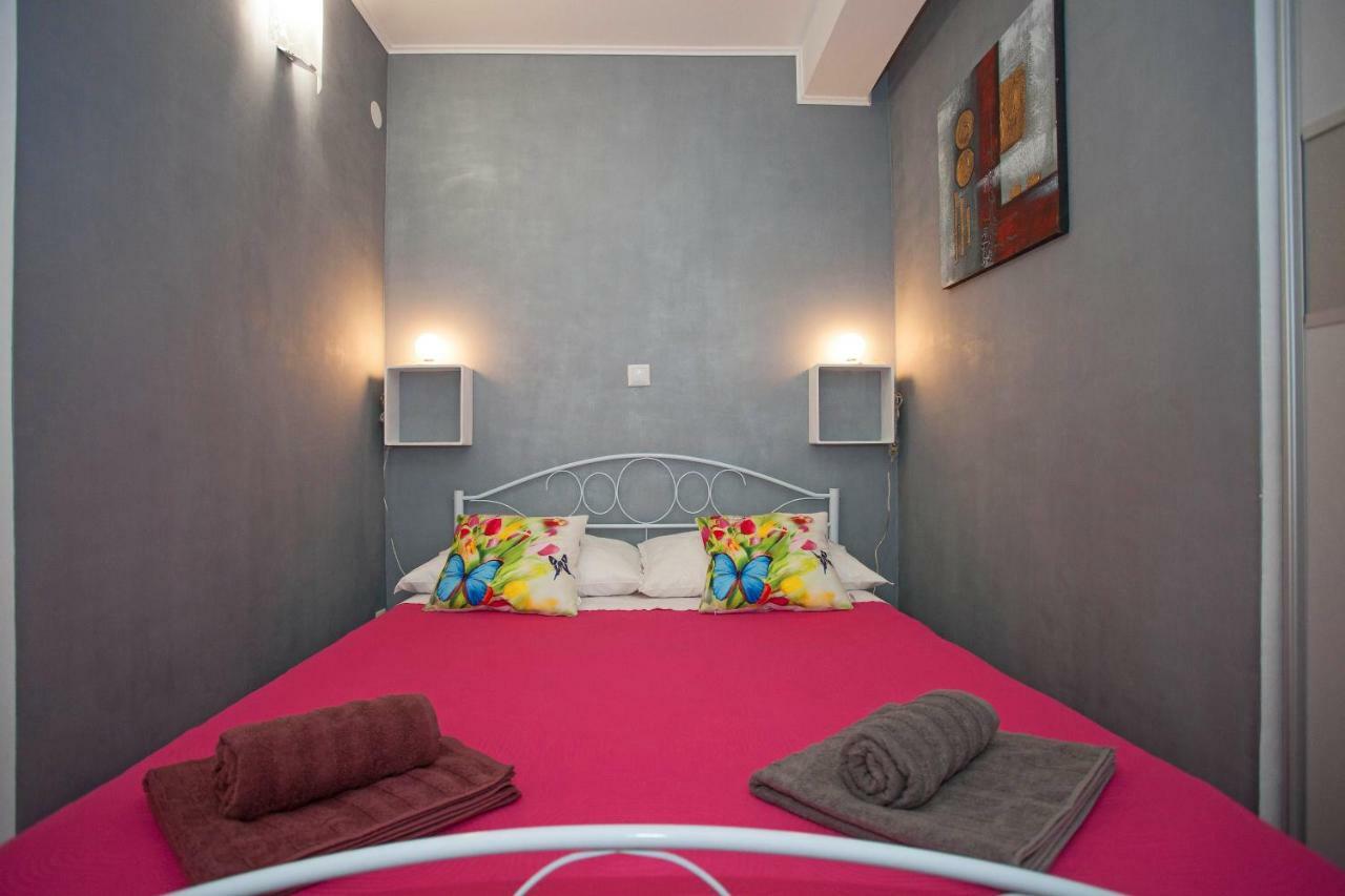 Apartments Tin Ровин Екстериор снимка